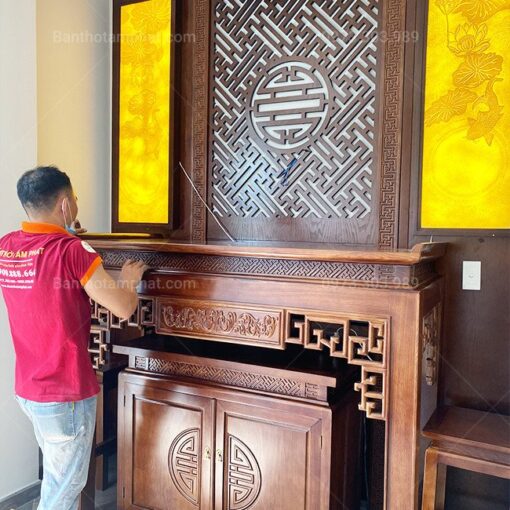 Mẫu bàn thờ hiện đại hoàn thiện sắc sảo