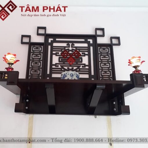 Bàn thờ kết hợp với ốp lưng chữ thọ rất đẹp mắt
