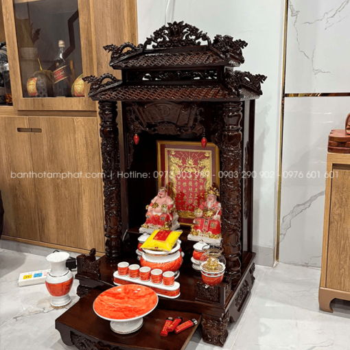 Bàn Thờ Ông Địa Mái Chùa Tâm Phát