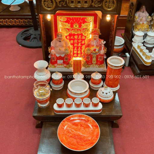Bàn thờ và Tượng, đồ thờ có nhiều màu sắc khác nhau hợp mệnh