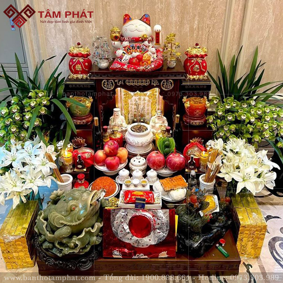 Đặt bàn thờ Thần Tài Ông Địa tại vị trí 2 Ông dễ quan sát khách ra vào