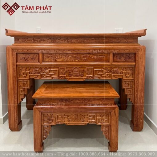 Bàn thờ gỗ Hương Đá có nhiều kích thước khác nhau