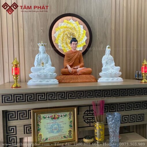 Tranh xương lá bồ đề tròn trang trí bàn thờ mẫu TX-001.