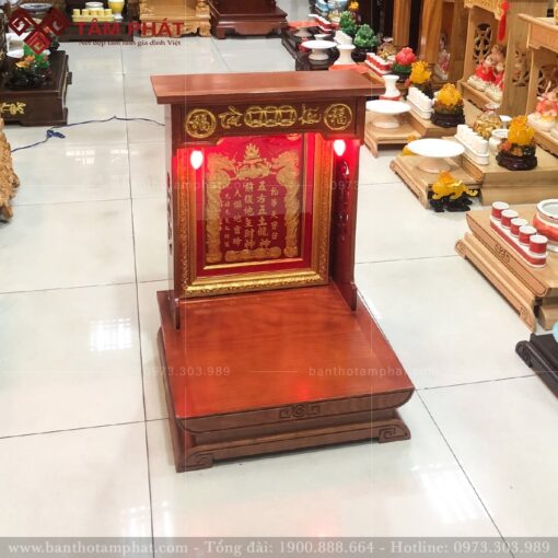 Bài vị đơn giản, hiện đại.