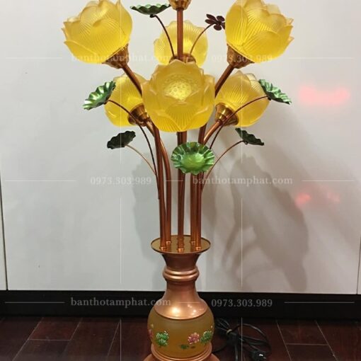Hoa sen lưu ly cao cấp, có độ bền cao.