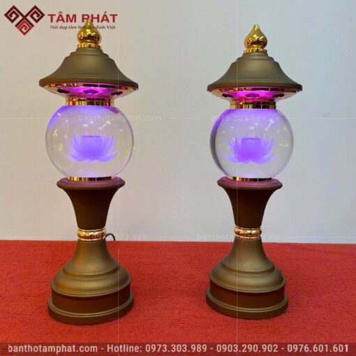 Đèn thờ hoa sen pha lê có chế độ bảo hành lâu năm.