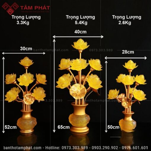 Có nhiều kích thước khác nhau, phục vụ nhu cầu thờ tự mọi gia đình.