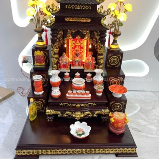Tâm Phát nhận đặt đóng bàn thờ theo yêu cầu gia chủ.