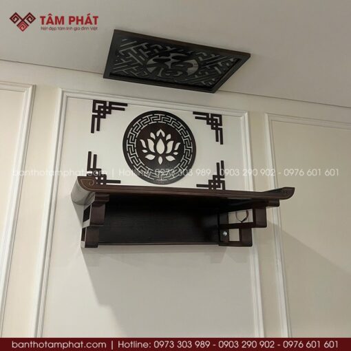 Bàn thờ treo màu nâu sang trọng