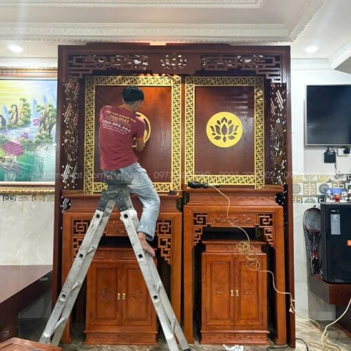 Không gian thờ hiện đại được hoàn thiện chi tiết bởi đội ngũ bàn thờ Tâm Phát.