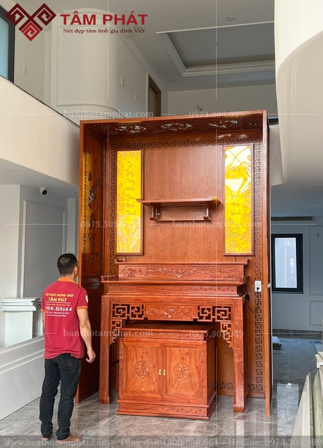 Mẫu phòng thờ kết hợp phòng khách