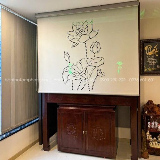 Mẫu rèm che vải nhựa họa tiết hoa sen đẹp.