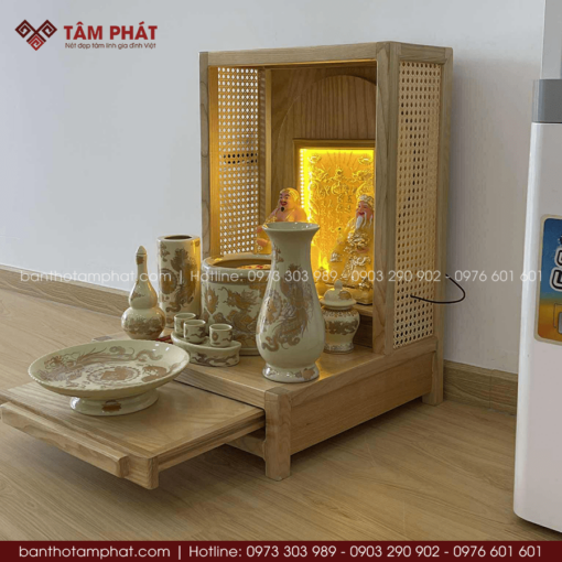Mẫu bàn thờ Thần Tài đơn giản nhất 2025