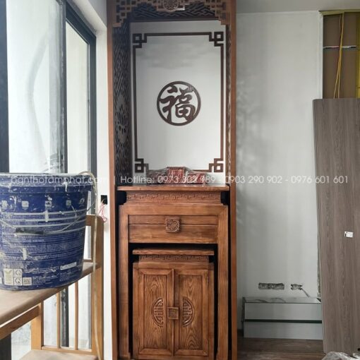 Phòng thờ chung cư đơn giản hiện đại mẫu BT-1718
