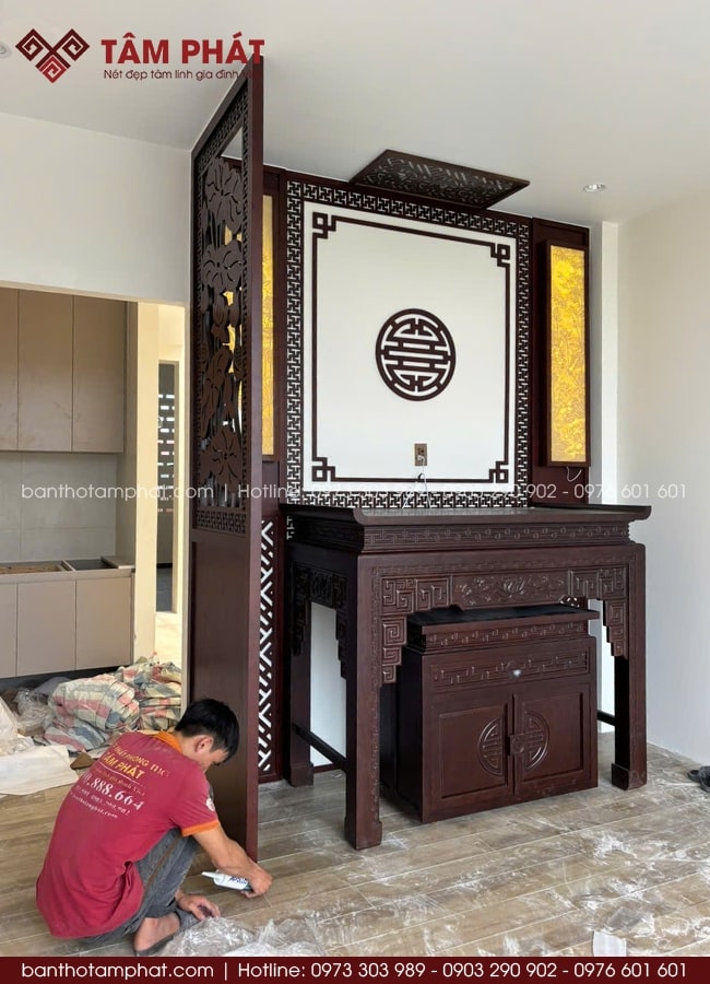Thi công theo yêu cầu với mọi kiểu sơn: bóng - mờ - không bóng, đảm bảo thẩm mỹ, chuẩn phong thủy và độ bền cao.