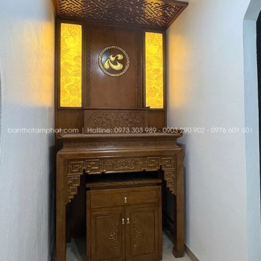 Thiết kế không gian thờ hài hòa từ ánh sáng đến màu sắc.