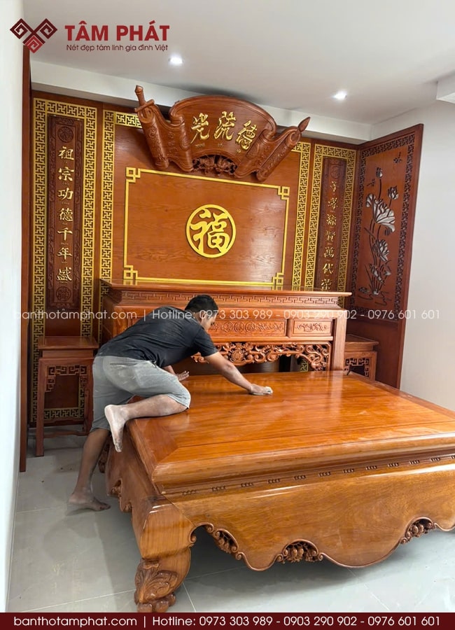 Phòng thờ BT-1720 phù hợp cho gia chủ có không gian thờ riêng trong nhà phố, biệt thự hoặc căn hộ cao cấp, hướng tới sự chỉn chu và phong thủy hài hòa.