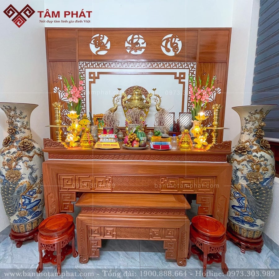 Lưu Ý Phong Thủy Khi Chọn Mẫu Bàn Thờ Cổ Điển