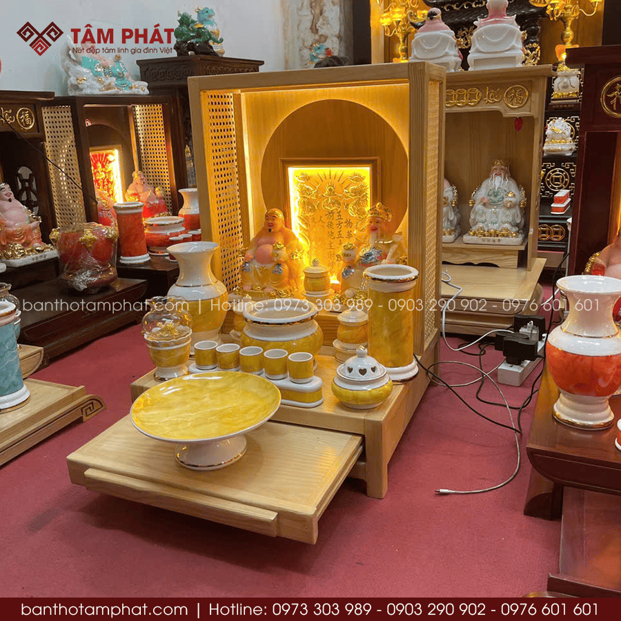 Mẫu Bàn Thờ Thần Tài Thổ Địa Đẹp Đơn Giản