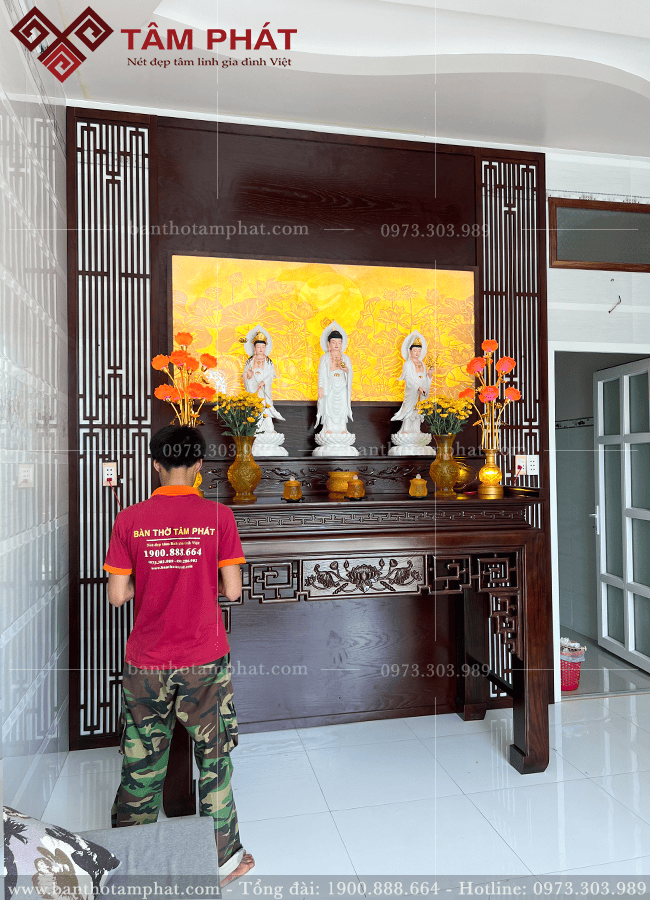 Mẫu bàn thờ Tây Phương Tam Thánh được nhiều gia chủ lựa chọn Mẫu bàn thờ Tây Phương Tam Thánh được nhiều gia chủ lựa chọn