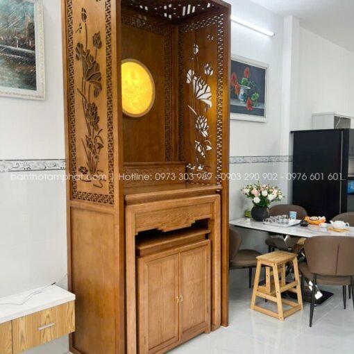 Vách ngăn CNC vừa đảm bảo yếu tố thẩm mỹ, vừa hỗ trợ phong thủy cho không gian thờ.