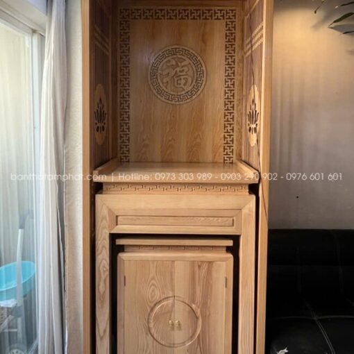 Chất liệu gỗ sồi tuyển chọn, vân gỗ sang trọng, đường nét nhẹ nhàng, màu sáng giúp không gian thoáng và rộng hơn.