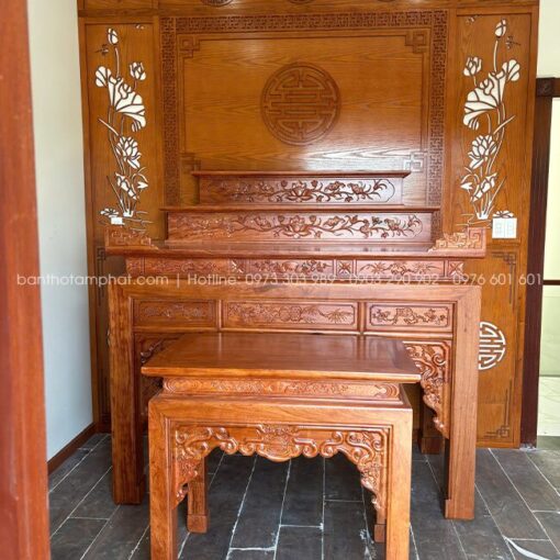 Phòng thờ nhà phố tam cấp dễ thờ tự mẫu BT-1804