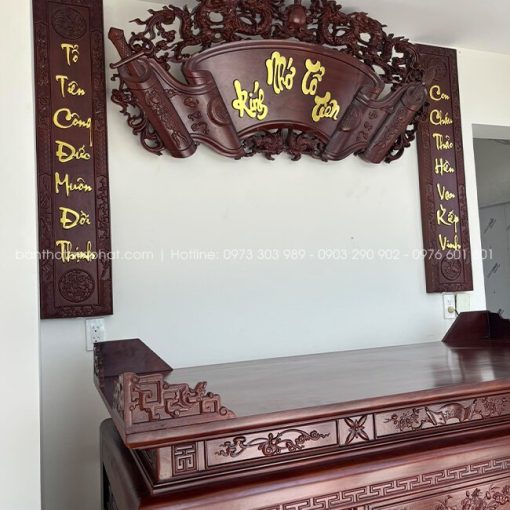 Phòng thờ BT-1809 sử dụng gỗ chất lượng cao, hoàn thiện bền đẹp theo thời gian.