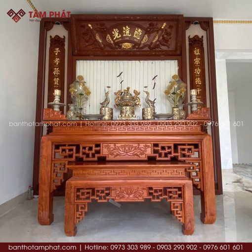 Thi công đồng bộ phòng thờ từ thiết kế đến hoàn thiện, đem đến không gian thờ đẹp, trang nghiêm.