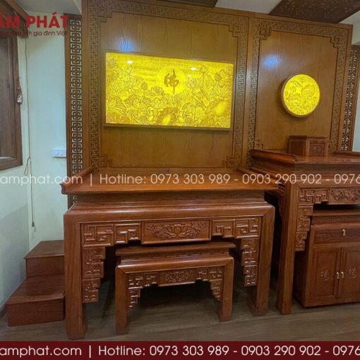 Bộ đôi bàn thờ được bố trí chuẩn mực, phù hợp cho nhu cầu thờ Phật và Gia Tiên hoặc phân chia các khu vực thờ tự riêng biệt.