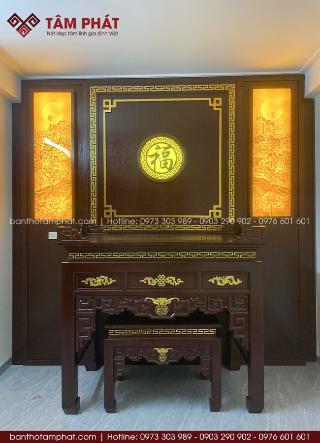 Mẫu BT-1821 được thiết kế riêng theo không gian biệt thự, đảm bảo sự trang nghiêm, hài hòa và thuận tiện cho nhu cầu thờ Gia Tiên.