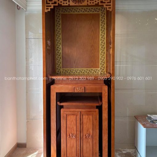 Phòng thờ chung cư hoa sen nhỏ gọn mẫu BT-1814
