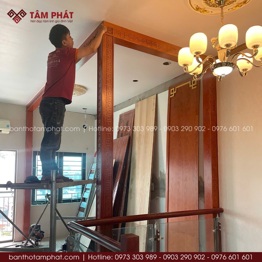 Thi công phòng thờ đảm bảo sự chắc chắn, chất lượng hoàn thiện cao.