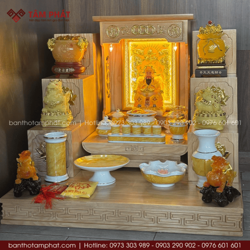 Bộ bàn thờ có đế dưới, tam cấp 2 bên dễ dàng bày trí đồ