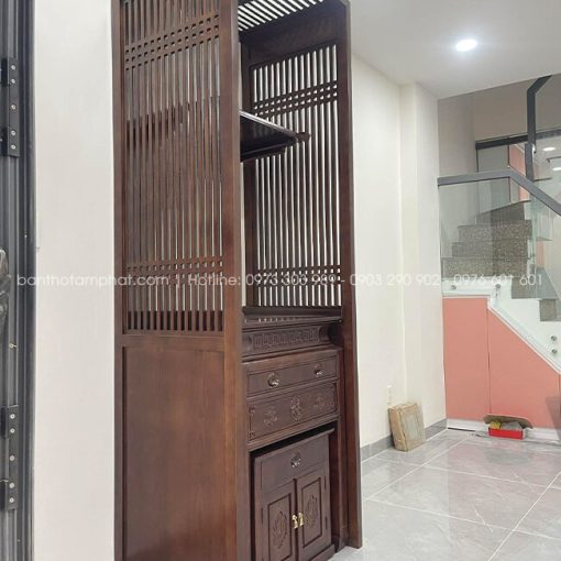 Phòng thờ hiện đại với đường nét tinh gọn, phù hợp nhiều phong cách nhà ở.