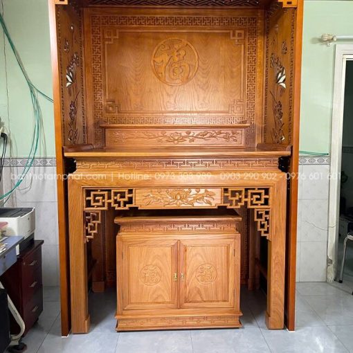 Thiết kế phòng thờ nhà cấp 4 tối ưu diện tích, bố trí khoa học giữa bàn thờ, hệ trang trí và khu vực thờ cúng, tạo sự thuận tiện trong quá trình sử dụng.