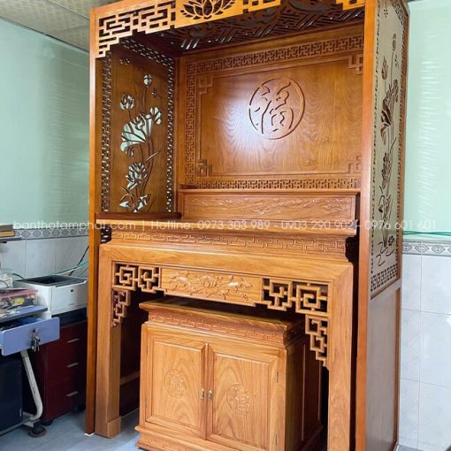 Phòng thờ BT-1829 được hoàn thiện tỉ mỉ, đáp ứng yêu cầu về thẩm mỹ, công năng và độ bền theo thời gian.