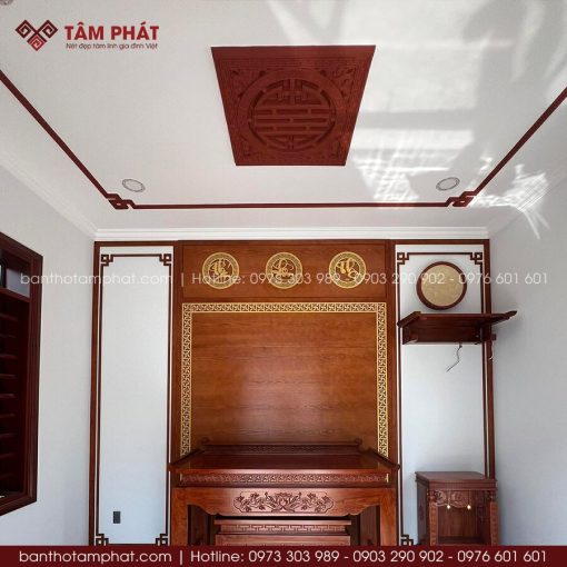 Mẫu nội thất phòng thờ hiện đại được nhiều gia đình lựa chọn.
